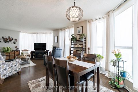 Photo 13 at 511 - 150 Dunlop Street E, City Centre, Barrie