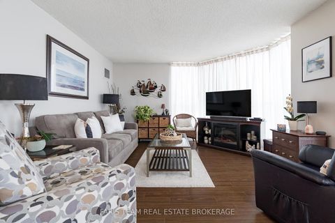 Photo 14 at 511 - 150 Dunlop Street E, City Centre, Barrie