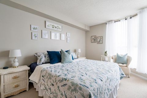 Photo 18 at 511 - 150 Dunlop Street E, City Centre, Barrie