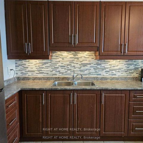 Photo 7 at 2504 - 715 Don Mills Road, Flemingdon Park, Toronto