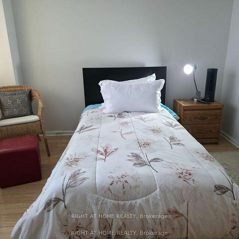 Photo 16 at 2504 - 715 Don Mills Road, Flemingdon Park, Toronto