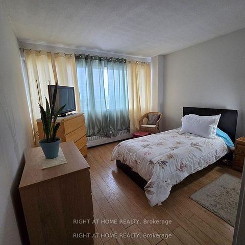 Photo 17 at 2504 - 715 Don Mills Road, Flemingdon Park, Toronto