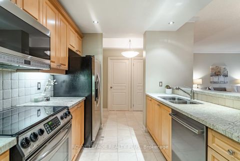 Photo 5 at 609 - 2662 Bloor Street W, Kingsway South, Toronto