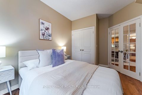 Photo 21 at 609 - 2662 Bloor Street W, Kingsway South, Toronto