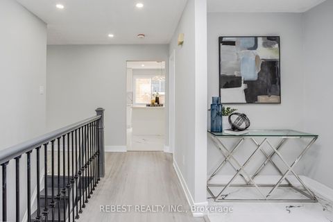 Photo 6 at 92 LILLIAN Crescent, Sunnidale, Barrie