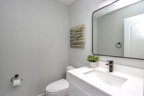 Photo 7 at 92 LILLIAN Crescent, Sunnidale, Barrie