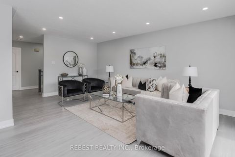 Photo 8 at 92 LILLIAN Crescent, Sunnidale, Barrie