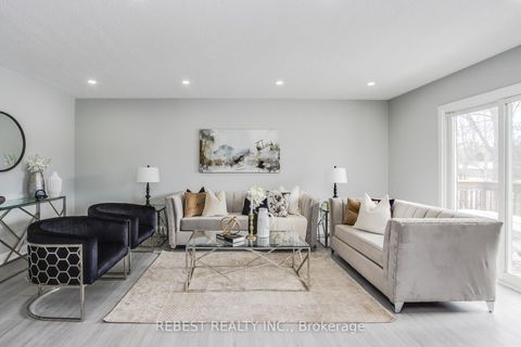 Photo 9 at 92 LILLIAN Crescent, Sunnidale, Barrie