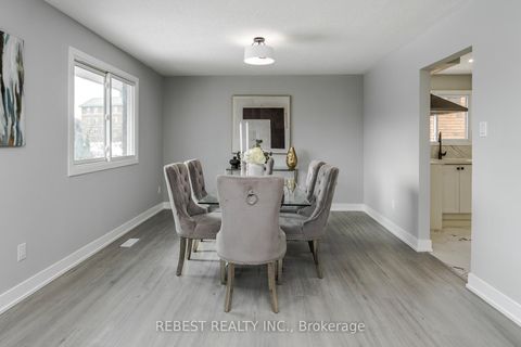 Photo 11 at 92 LILLIAN Crescent, Sunnidale, Barrie