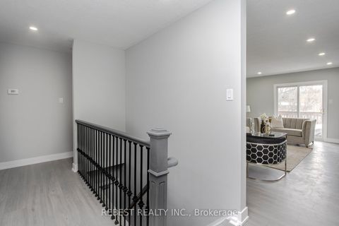 Photo 26 at 92 LILLIAN Crescent, Sunnidale, Barrie