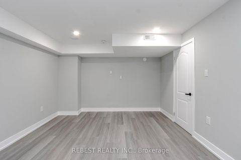 Photo 42 at 92 LILLIAN Crescent, Sunnidale, Barrie