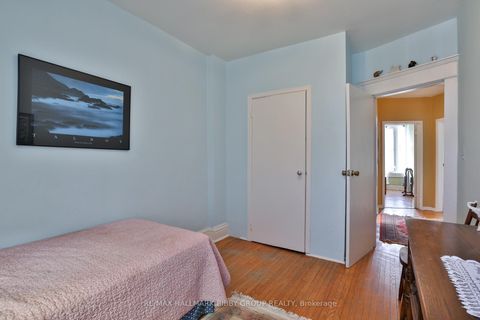 Photo 17 at 98 Fuller Avenue, Roncesvalles, Toronto