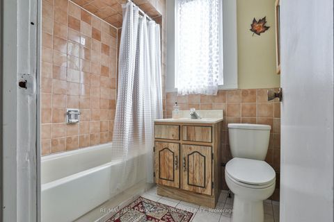 Photo 23 at 98 Fuller Avenue, Roncesvalles, Toronto