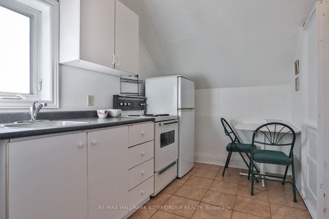 Photo 31 at 98 Fuller Avenue, Roncesvalles, Toronto