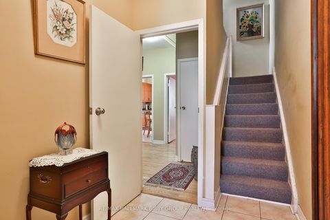 Photo 38 at 98 Fuller Avenue, Roncesvalles, Toronto