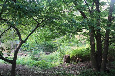 Photo 6 at 40-A Riverglen Drive, Keswick South, Georgina