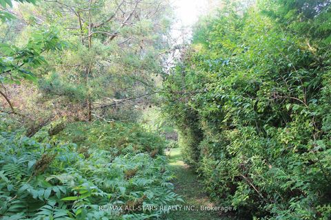 Photo 7 at 40-A Riverglen Drive, Keswick South, Georgina