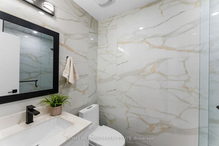 Photo 25 at 2437 Chilsworthy Avenue, Cooksville, Mississauga