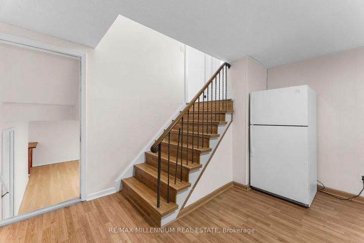 Photo 28 at 2437 Chilsworthy Avenue, Cooksville, Mississauga