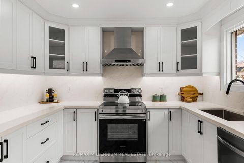 Photo 15 at 2437 Chilsworthy Avenue, Cooksville, Mississauga