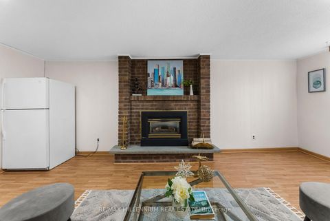 Photo 31 at 2437 Chilsworthy Avenue, Cooksville, Mississauga