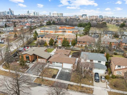 Photo 47 at 2437 Chilsworthy Avenue, Cooksville, Mississauga