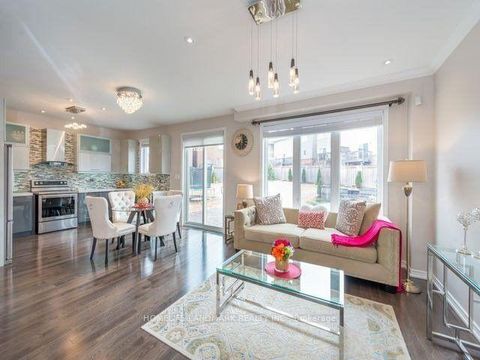 Photo 8 at 98 Stoyell Drive, Jefferson, Richmond Hill