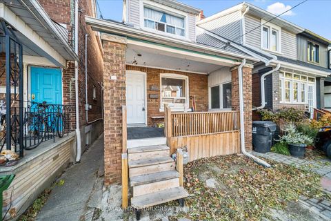 Photo 3 at 160 Silverthorn Avenue, Eglinton West, Toronto