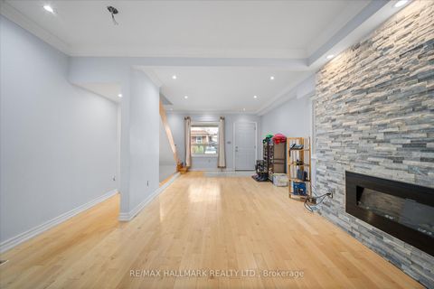 Photo 9 at 160 Silverthorn Avenue, Eglinton West, Toronto