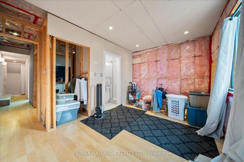 Photo 26 at 160 Silverthorn Avenue, Eglinton West, Toronto