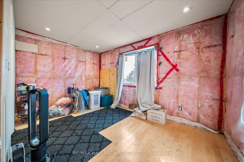 Photo 28 at 160 Silverthorn Avenue, Eglinton West, Toronto