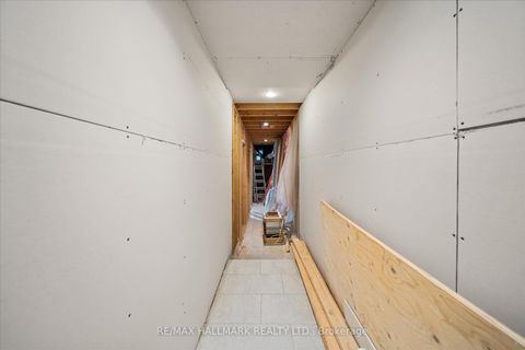 Photo 31 at 160 Silverthorn Avenue, Eglinton West, Toronto