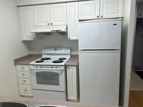 Photo 7 at 215 - 28 Olive Avenue, Willowdale East, Toronto