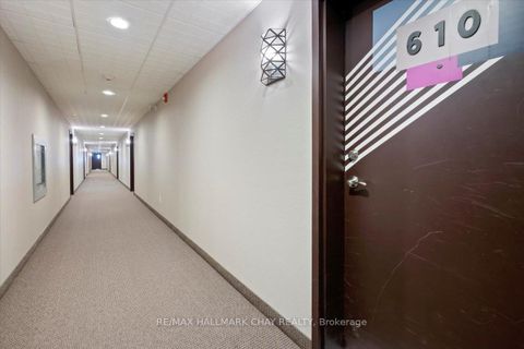 Photo 4 at 610 - 299 Cundles Road E, Alliance, Barrie