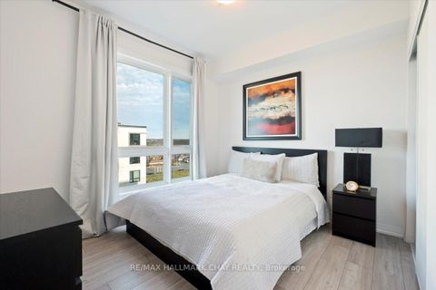 Photo 20 at 610 - 299 Cundles Road E, Alliance, Barrie