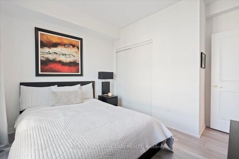 Photo 21 at 610 - 299 Cundles Road E, Alliance, Barrie