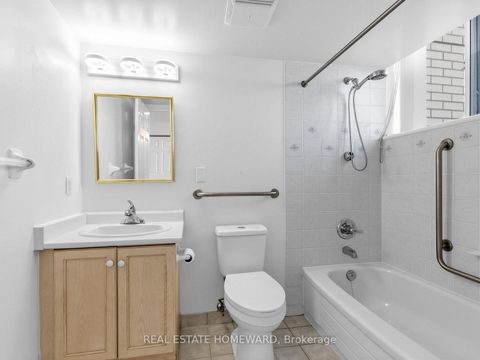 Photo 13 at 1102 - 2800 Warden Avenue, L'Amoreaux, Toronto