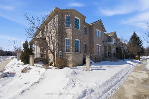 Photo 48 at 2 Castle Park Boulevard, Sonoma Heights, Vaughan