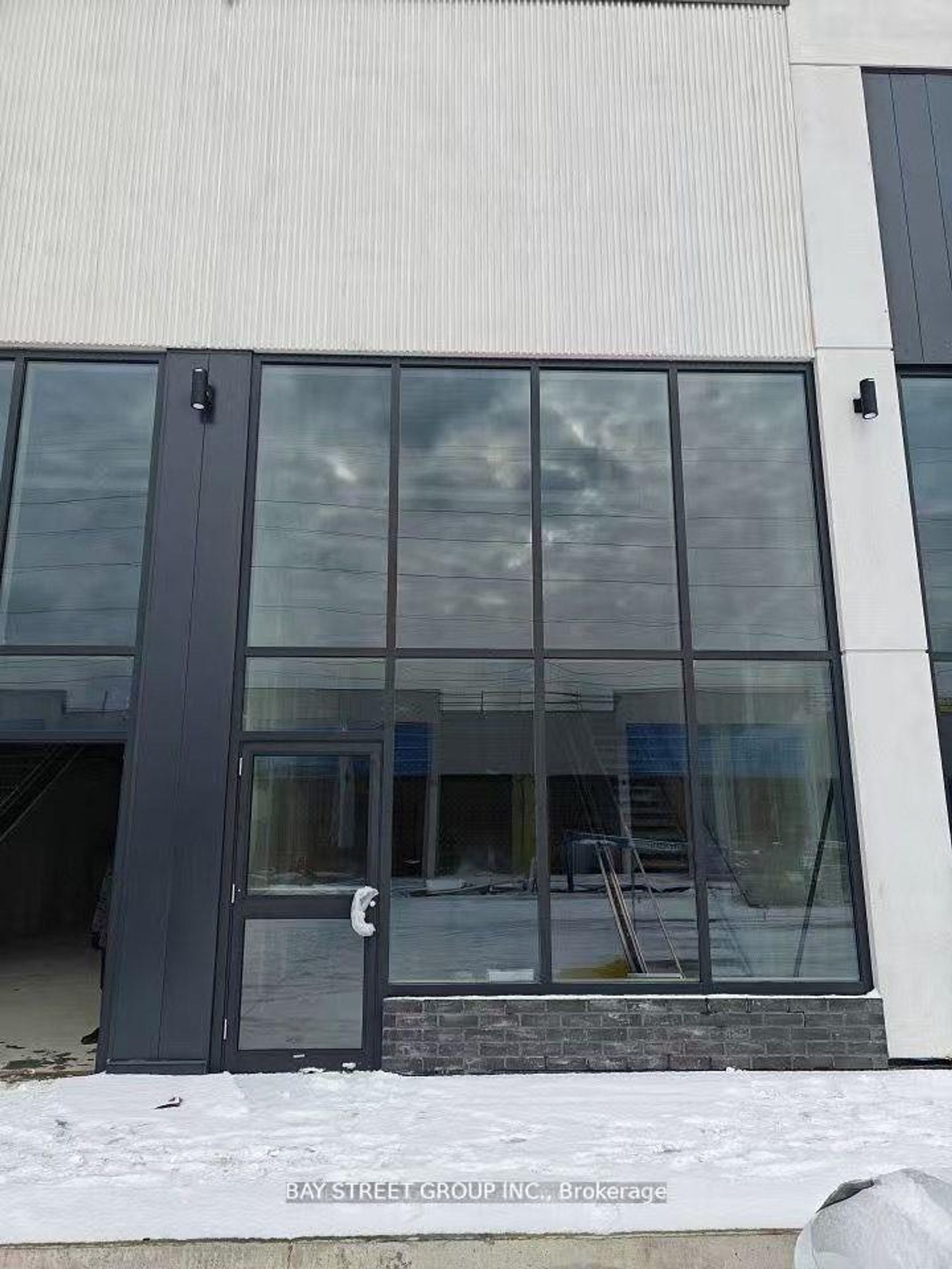 B2 - 3101 Kennedy Road, Milliken, Toronto photo number 2