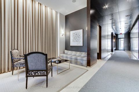 Photo 3 at 706 - 99 Avenue Road, Annex, Toronto