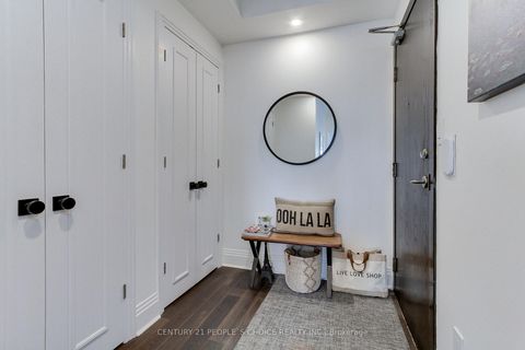 Photo 7 at 706 - 99 Avenue Road, Annex, Toronto