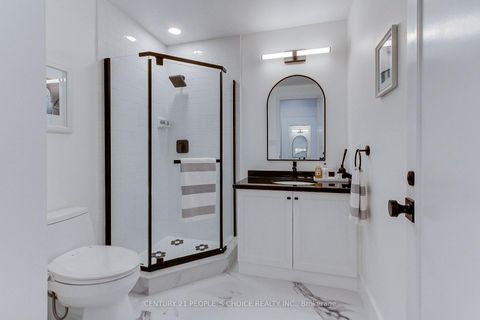 Photo 37 at 706 - 99 Avenue Road, Annex, Toronto