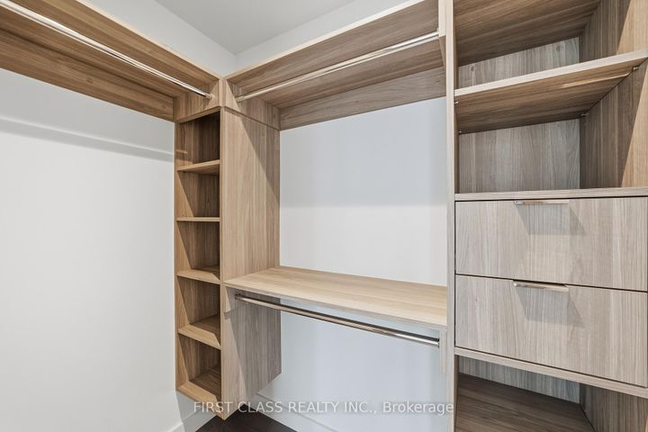 Photo 1 at 815 - 27 McMahon Drive, Bayview Village, Toronto