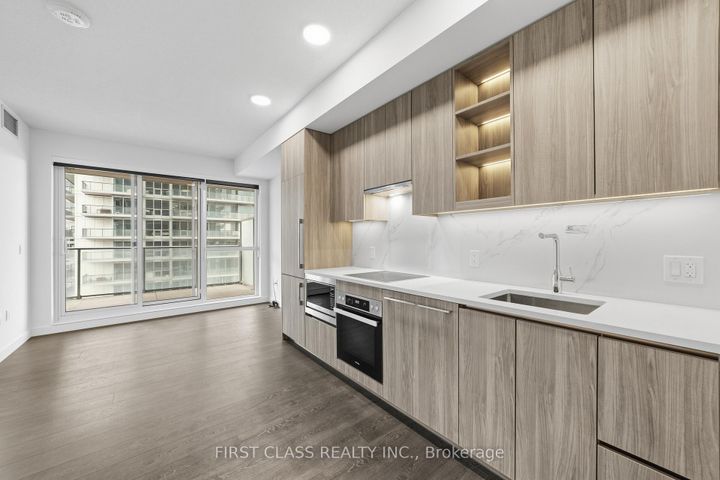 Photo 6 at 815 - 27 McMahon Drive, Bayview Village, Toronto
