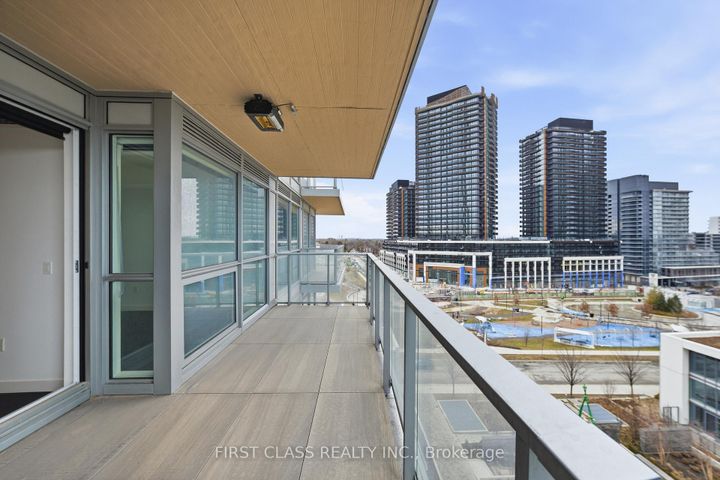 Photo 15 at 815 - 27 McMahon Drive, Bayview Village, Toronto