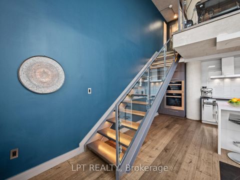 Photo 15 at Ph1 - 533 Richmond Street W, Waterfront Communities C1, Toronto