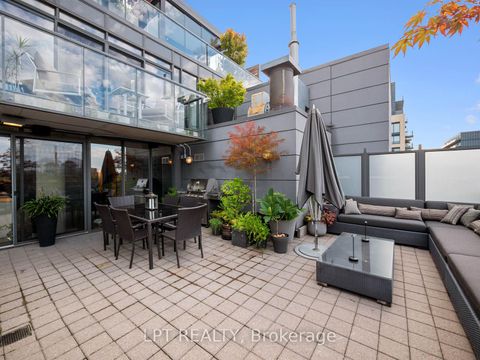 Photo 35 at Ph1 - 533 Richmond Street W, Waterfront Communities C1, Toronto
