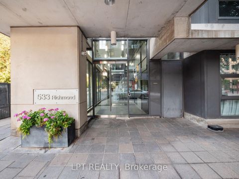 Photo 46 at Ph1 - 533 Richmond Street W, Waterfront Communities C1, Toronto