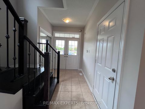 Photo 4 at 2205 Dawson Crescent, Alcona, Innisfil