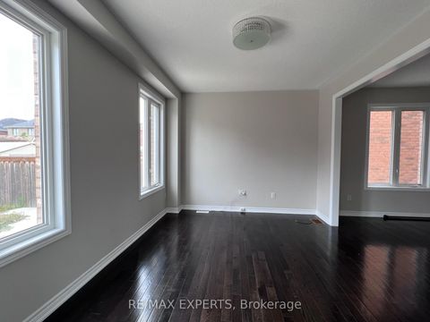 Photo 5 at 2205 Dawson Crescent, Alcona, Innisfil